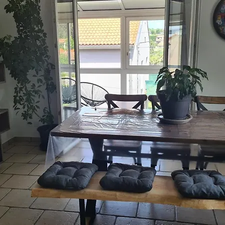 Maison Familiale Avec Jardin Clos Et Barbecue Le Puy-en-Velay Extérieur photo