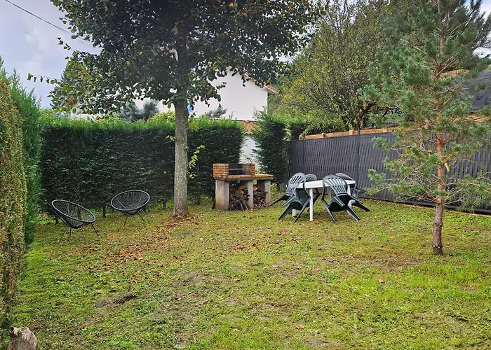 Maison Familiale Avec Jardin Clos Et Barbecue
